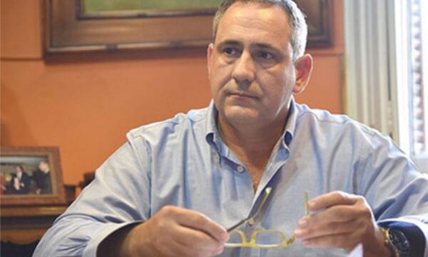 Diario HOY | Elegido de Efraín para ministro de Defensa lanzó mensaje homofóbico