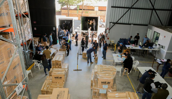 TSJE inició carga de maletines y máquinas de votación para enviar a todo el país - El Independiente