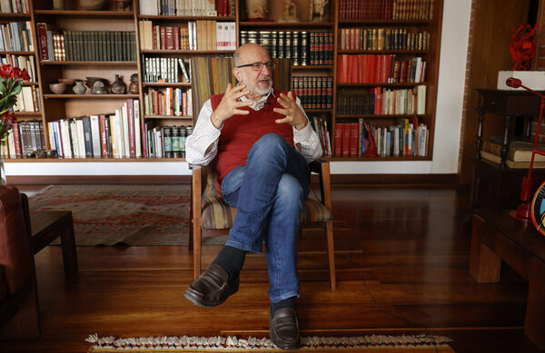 Daniel Samper: La literatura o la poesía no son para inteligencia artificial - MarketData