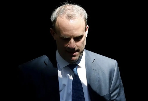 Dimite viceprimer ministro británico tras investigación por acoso | 1000 Noticias