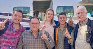 Wiens gana G. 82 millones en Itaipú y hace campaña con Peña, en horario laboral - Política - ABC Color