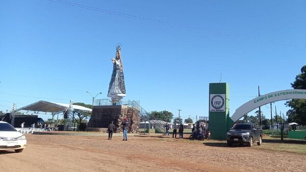 En Amambay inauguran imponente imagen de la Virgen de Caacupé 