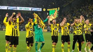 El Borussia Dortmund conquista el liderato con goleada