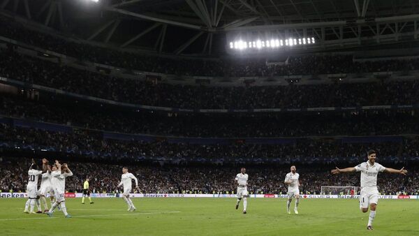 Carlo Ancelotti lamentó el estado del césped del Bernabéu