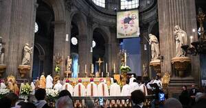 La Nación / Beatifican a cinco sacerdotes ejecutados en París en 1871