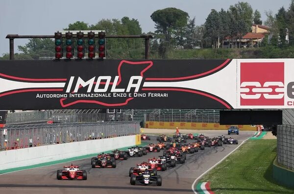 FRECA: Duerksen culmina 15° la Carrera 1 en Imola - ABC Motor 360 - ABC Color