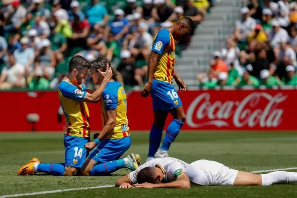 El Valencia encuentra consuelo ante el colista - Fútbol Internacional - ABC Color