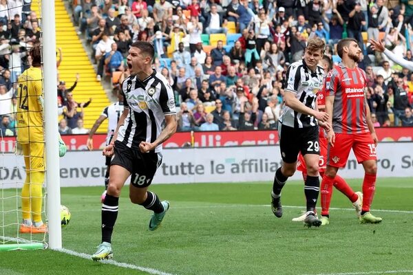 Udinese se recupera con contundencia - Fútbol Internacional - ABC Color