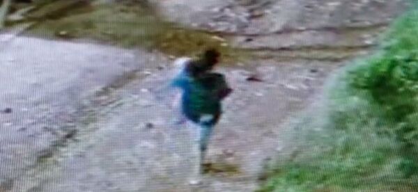 Circuito cerrado capta a adolescente llevándose a la niña en PJC