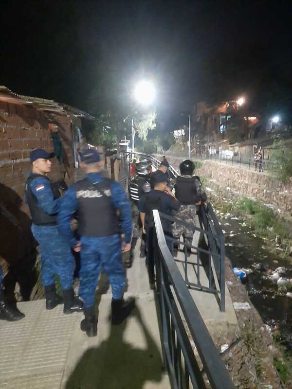 Operativo incursión en barrios de Asunción - C9N