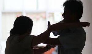 Detuvieron a exfutbolista por violencia familiar - C9N