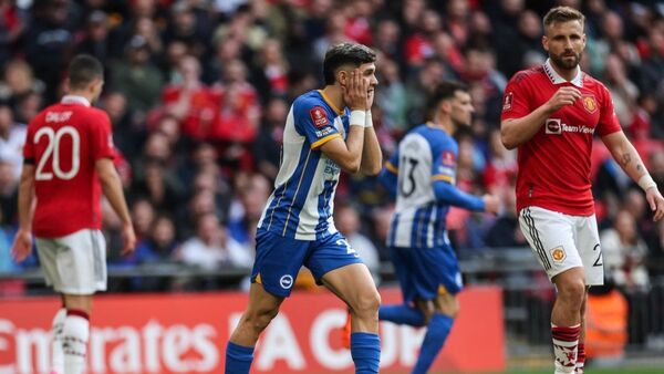 Los penales dejan sin final al Brighton y a Julio Enciso