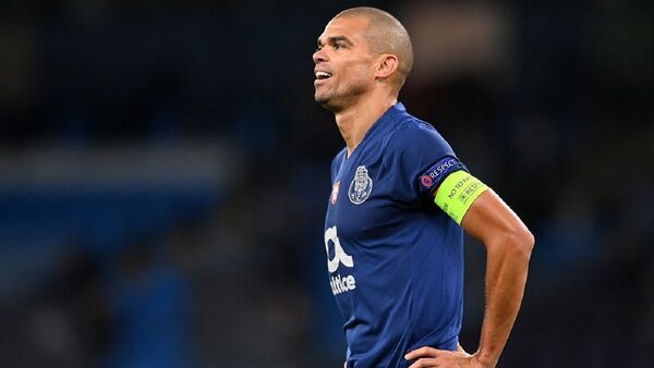 Pepe renueva por el Porto otra temporada más