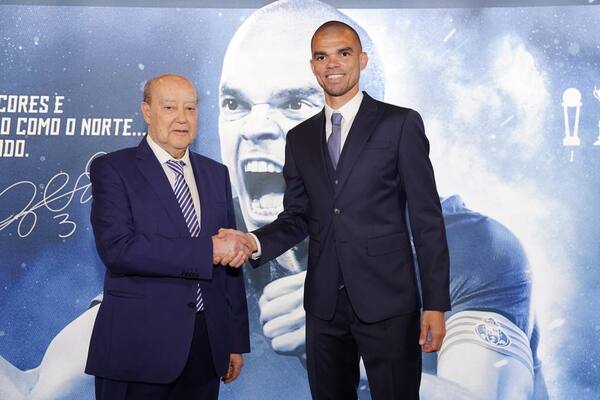 Diario HOY | Pepe se da un año más con el Oporto