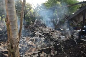 Incendian vivienda de supuesto microtraficante por muerte de niña en PJC - Policiales - ABC Color