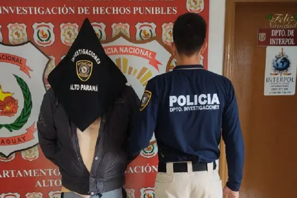 Un hombre dispara por accidente y mata a su amigo durante festejo - Noticiero Paraguay