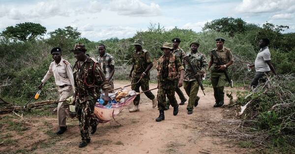 La Nación / Kenia: exhumaron 47 cuerpos de presuntos miembros de una secta