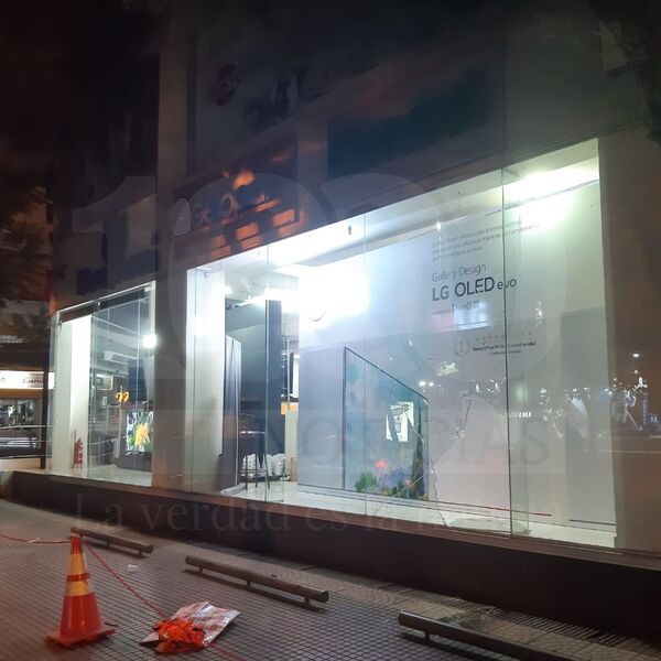 Asaltan casa comercial sobre Av. Boggiani | 1000 Noticias