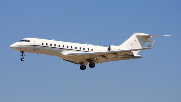 Avión ruso en Paraguay para escala técnica: Combustible y uso del baño