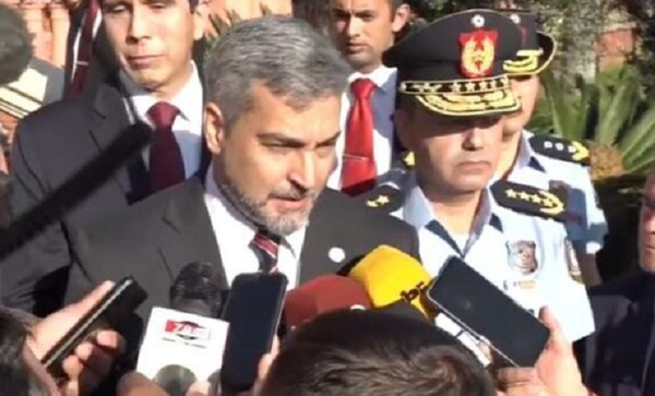 Mario Abdo no se opone a trasladar el feriado, pero no tomará la iniciativa - Noticiero Paraguay