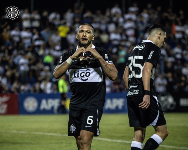 Primera racha positiva en la era Aguirre - C9N