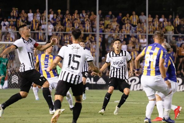 Luque recibe al puntero Libertad - Oasis FM 94.3