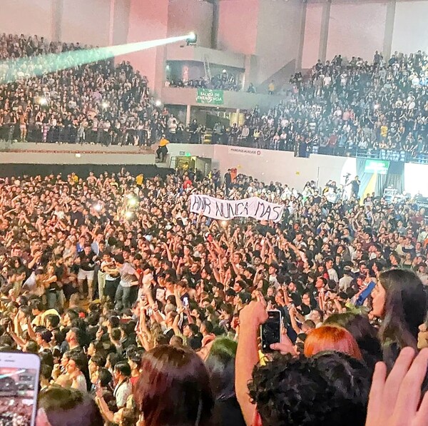 Oleada de críticas por politización de concierto musical y la divulgación artera de quienes “buscan torcer el voto popular” – La Mira Digital