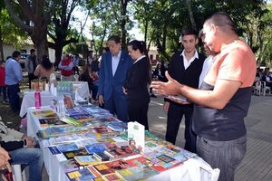 Clara Zacarías reunió a escritores del departamento de Caazapá - Nacionales - ABC Color