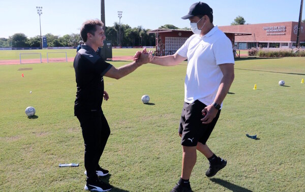 Versus / Aldo Bobadilla no continuará y Barros Schelotto tendrá influencia en su reemplazante