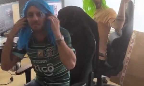 Ale Silva y arquero de San Lorenzo parodiaron a mujeres y causaron furor