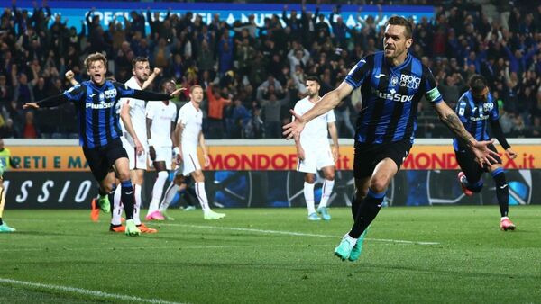 El Atalanta tumba a Roma y se suma a la pelea por Europa