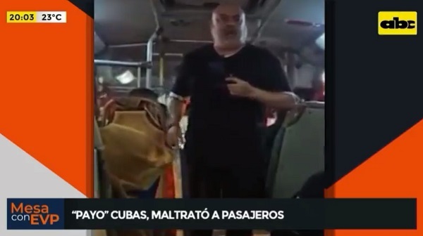 Payo insulta a pasajeros en bus