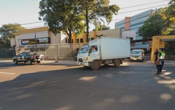 Elecciones Paraguay 2023: TSJE asegura control de los DVDs de máquinas de votación para evitar intentos de fraudes - Nacionales - ABC Color