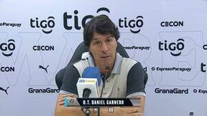 [VIDEO] Daniel Garnero le bajó la caña a la cancha de Luqueño