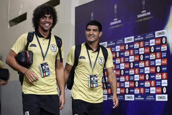 Tacuary: a mal tiempo, buena cara - Fútbol - ABC Color