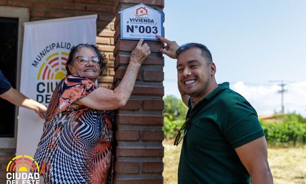 Municipalidad de Ciudad del Este inaugura cinco viviendas ecológicas de carácter social – Diario TNPRESS