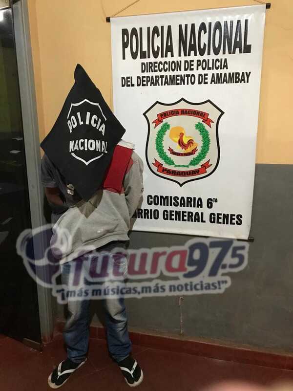 Amenazó con golpear a su madre con un martillo y quedó preso.