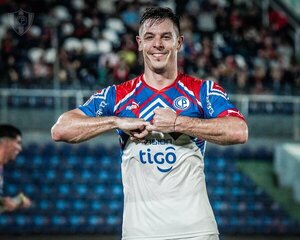 Churín, el “hombre gol”, cerca de batir récord de máximo goleador extranjero en Cerro Porteño | 1000 Noticias