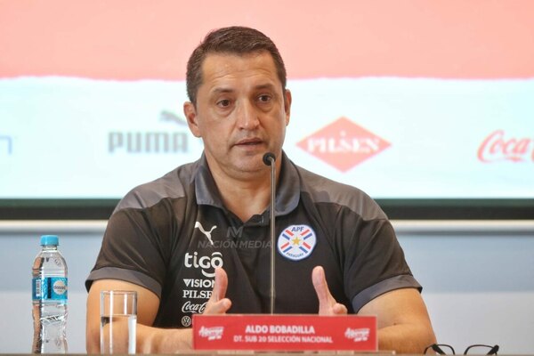 Versus / Aldo Bobadilla tiene altas chances de dirigir en el exterior