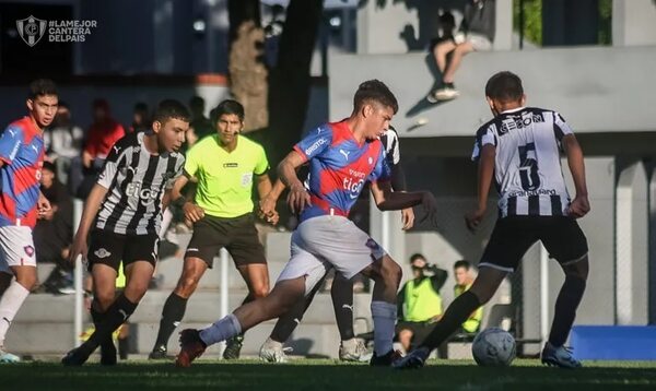 Sub 14: Libertad mantiene la cima pese al empate - Libertad - ABC Color