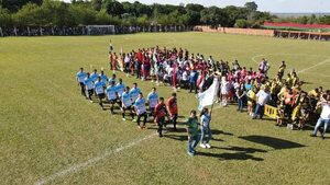 Fiesta deportiva en la Liga Caraguatay de Deportes - Fútbol - ABC Color