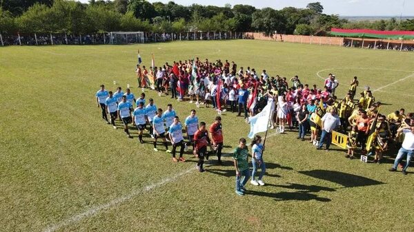 Fiesta deportiva en la Liga Caraguatay de Deportes - Fútbol - ABC Color