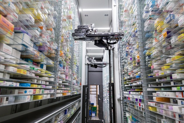 BD Rowa: el robot que revoluciona las farmacias gracias a la gestión automática de medicamentos | Tecnología | 5Días