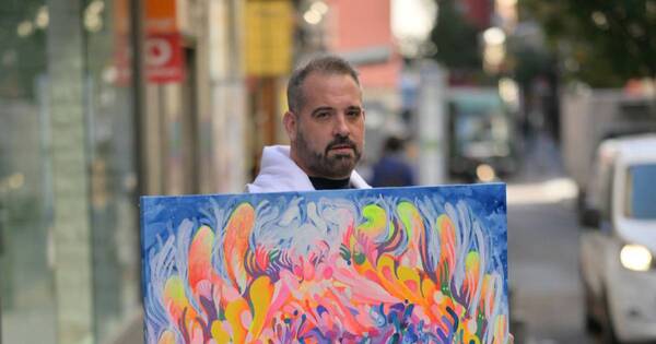 La Nación / El artista Sebastián Boesmi explora la escultura, pintura y videoarte en su muestra