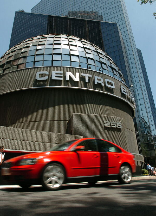 La Bolsa de México pierde 0,63 % una caída en línea con el mercado de EE.UU. - MarketData