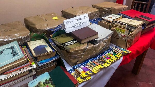 Biblioteca penitenciaría engrosa sus estantes con más de 400 libros