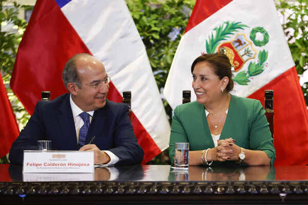La presidenta de Perú dice que no renunciará a liderar la Alianza del Pacífico - MarketData