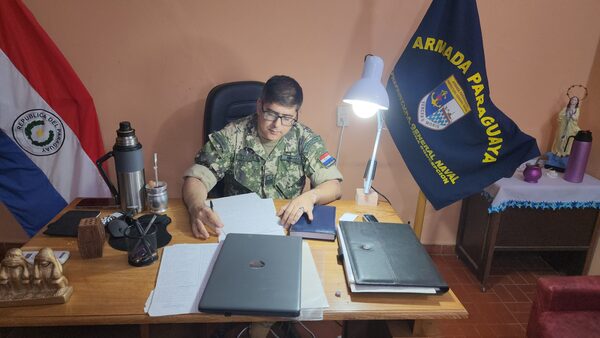 Militar y escritor tiene seis libros publicados