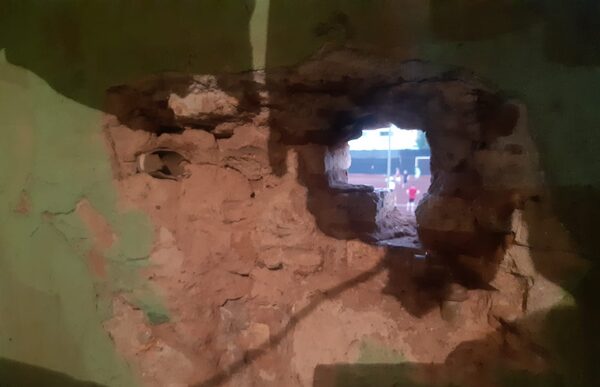 Hallan boquete en celda de la Penitenciaría de PJC y evitan fuga de reos - Megacadena — Últimas Noticias de Paraguay