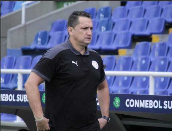 Tras fracaso de las juveniles, Aldo Bobadilla, oñemosê de la Albirroja